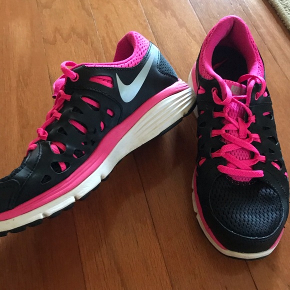 Nike Shoes - Women’s Nikes